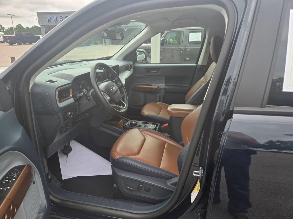 Used 2023 Ford Maverick Lariat w/ Lariat Luxury Package AWD/4WD image 7