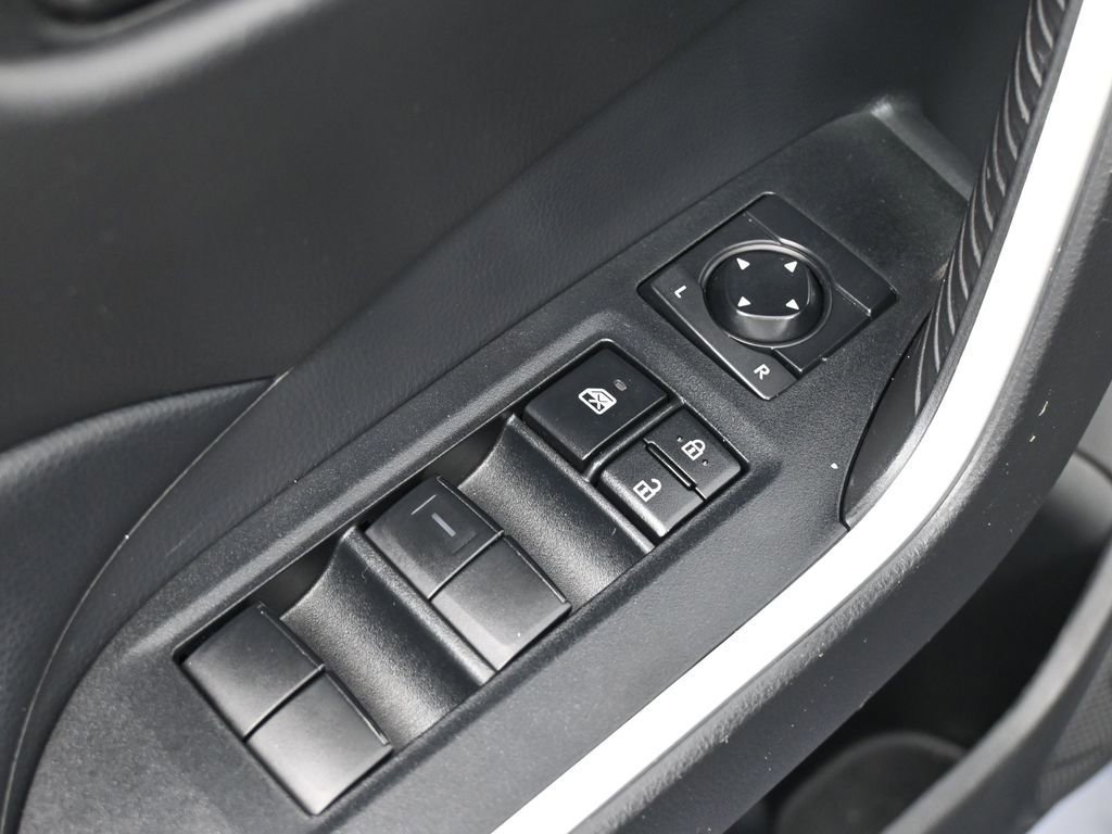 Used 2023 Toyota RAV4 LE image 16