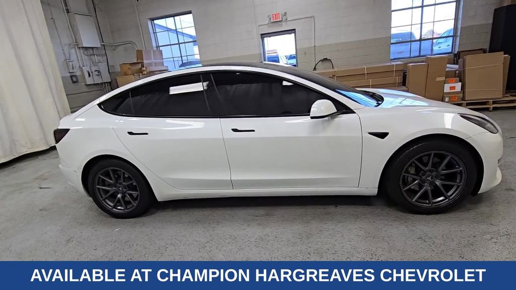 Used 2022 Tesla Model 3 Long Range image 11