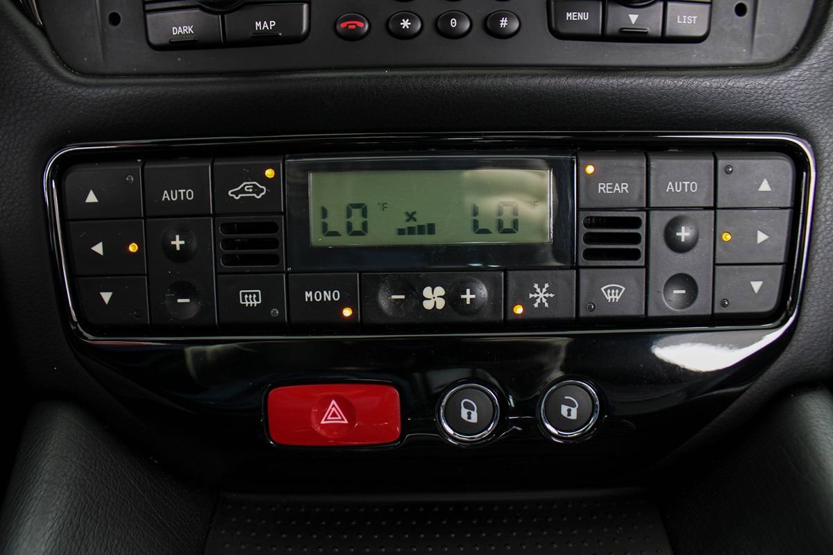 Used 2012 Maserati GranTurismo S RWD image 27