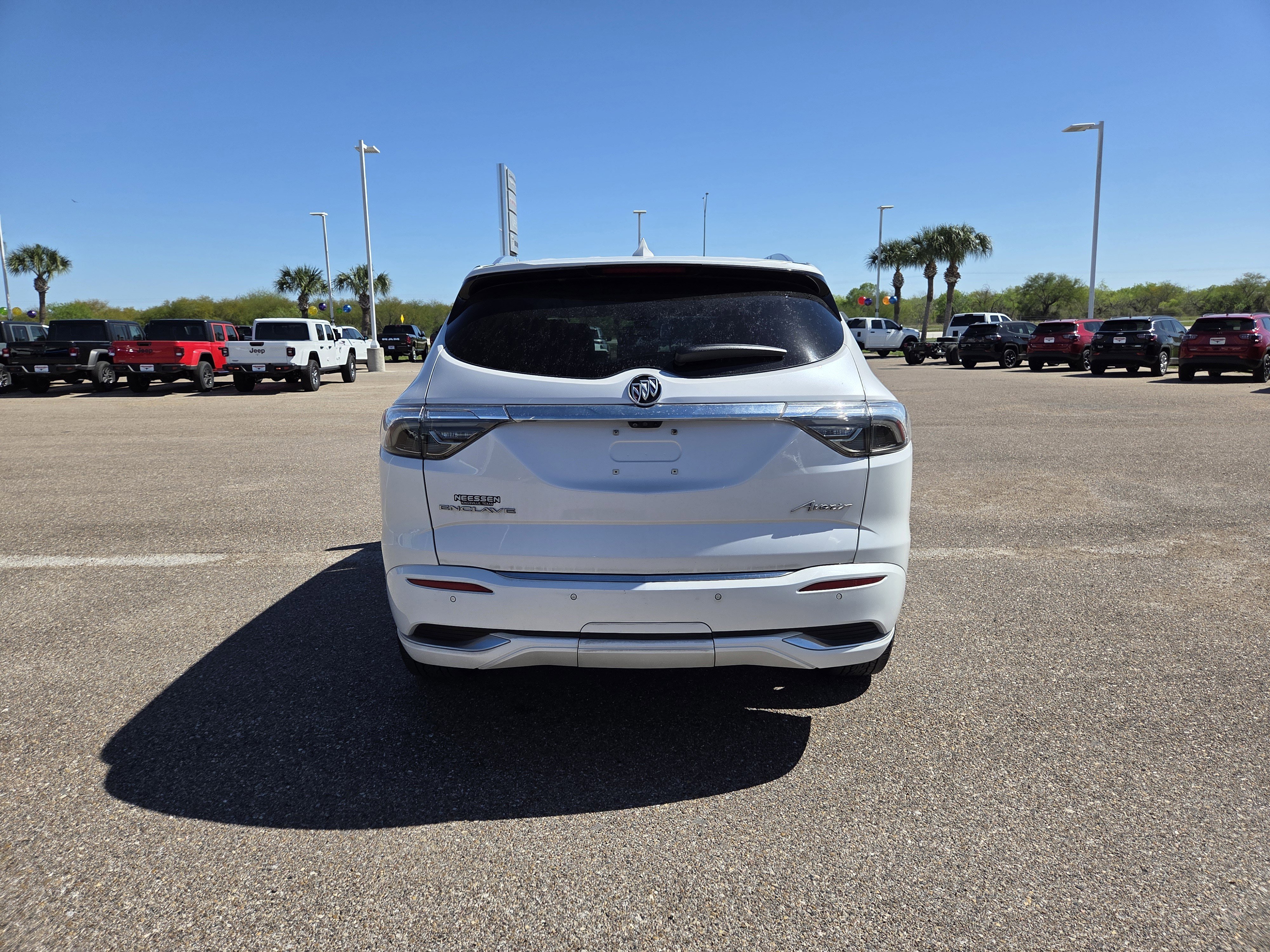 Used 2022 Buick Enclave Avenir w/ Trailering Package, 5000 lbs. image 6