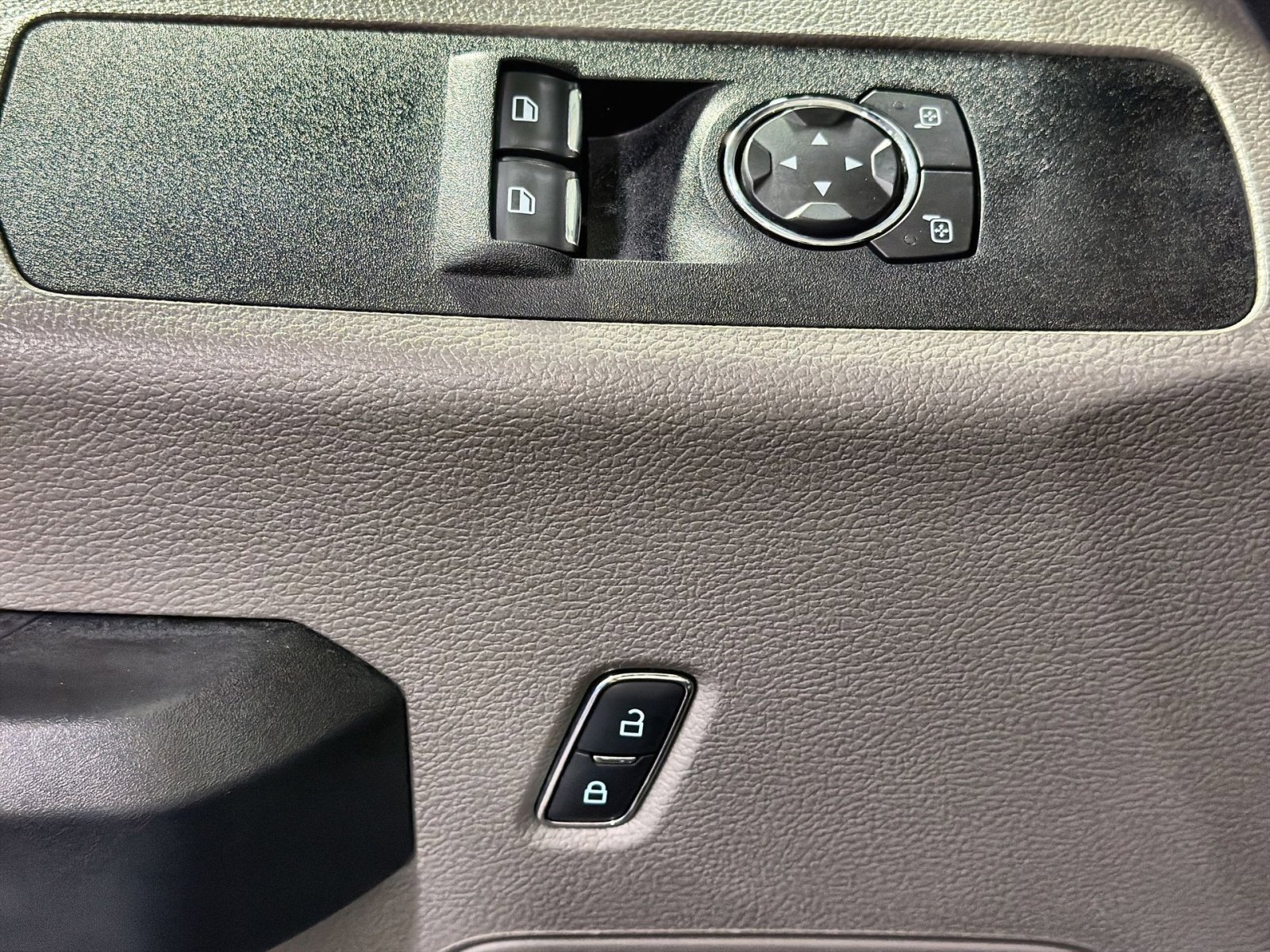 Used 2022 Ford F350 XL w/ STX Appearance Package image 33