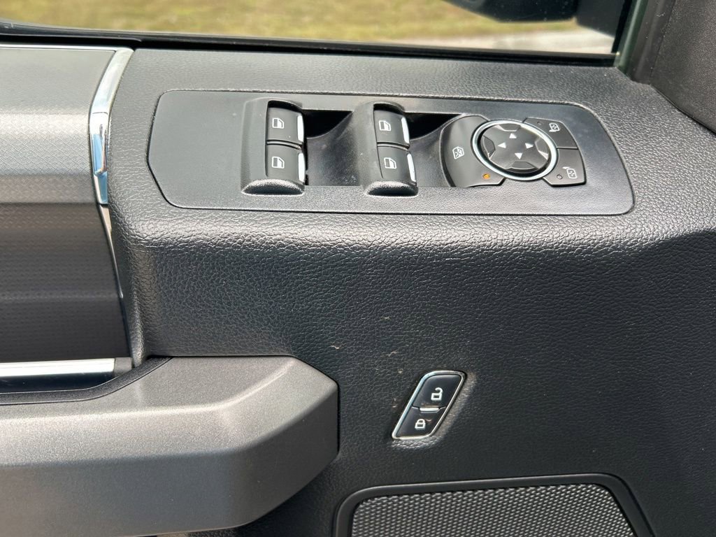 Used 2015 Ford F150 XLT w/ Equipment Group 302A Luxury image 18