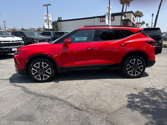Used 2024 Chevrolet Blazer RS w/ LPO, Floor Liner Package FWD image 2