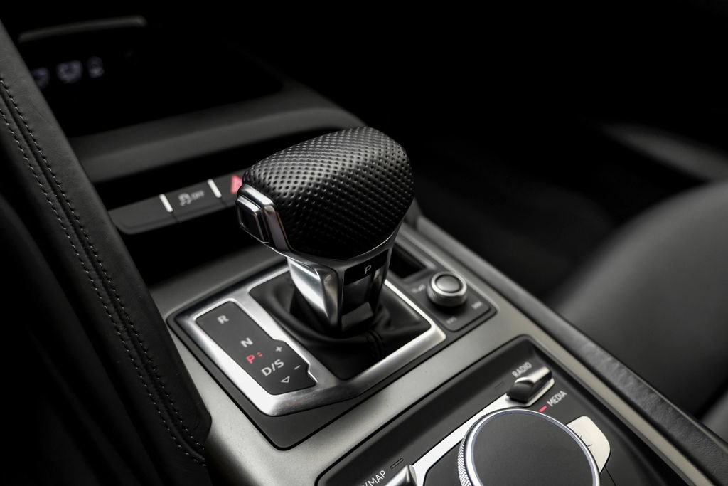 Used 2021 Audi R8 V10 RWD image 26