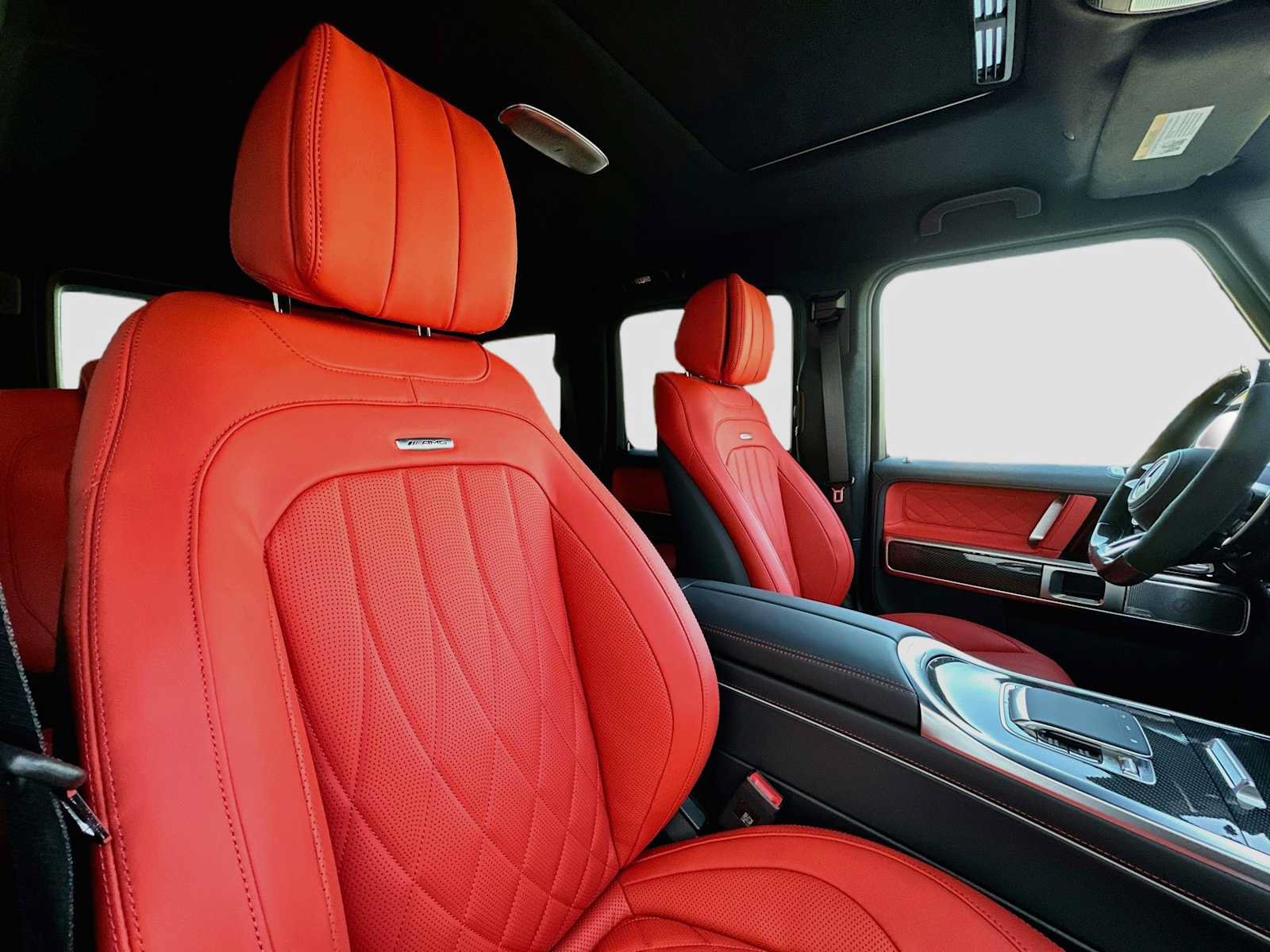 Used 2027 Mercedes-Benz G 63 AMG 4MATIC image 30