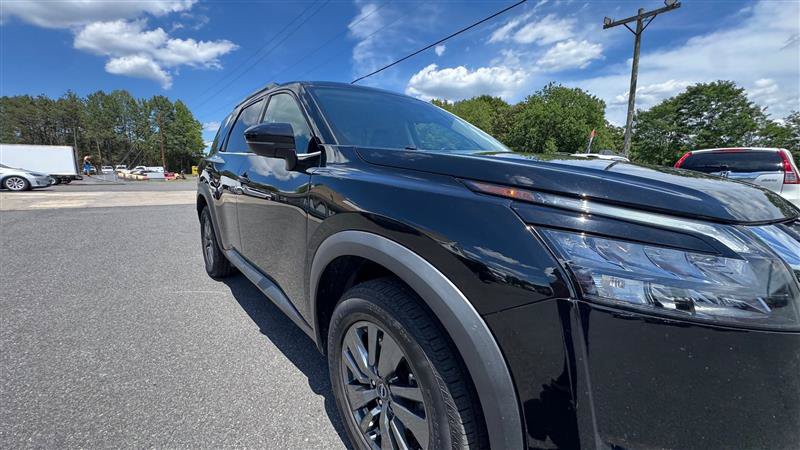 Used 2024 Nissan Pathfinder SV AWD/4WD image 20