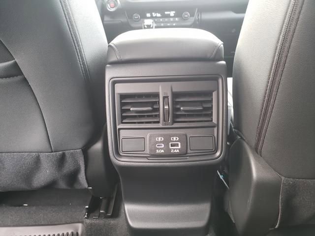 Used 2026 Subaru Outback Premium image 12