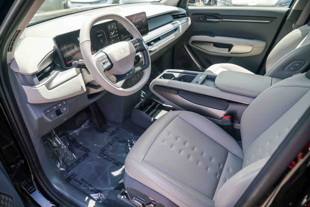 Certified 2024 Kia EV9 Wind AWD/4WD image 16