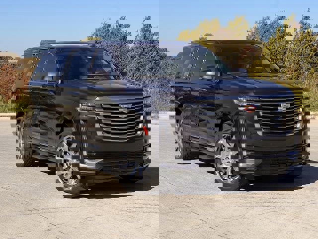 Certified 2022 Cadillac Escalade ESV Premium Luxury Platinum w/ Heavy-Duty Trailer Package