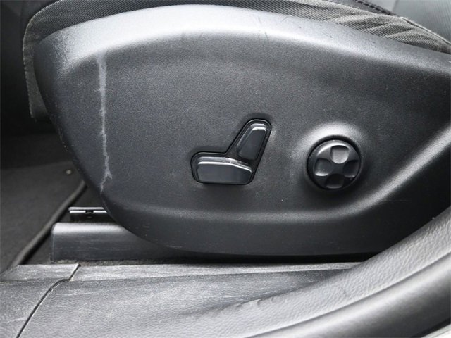 Used 2020 Jeep Cherokee Limited image 7