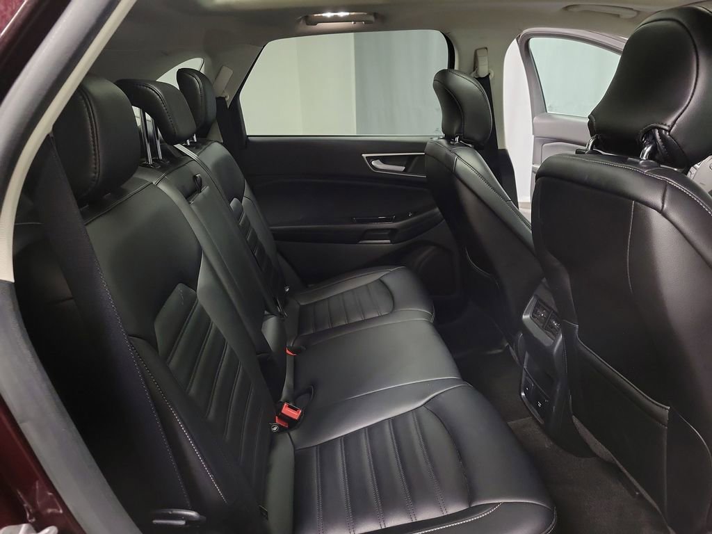 Used 2019 Ford Edge SEL w/ Equipment Group 201A AWD/4WD image 22