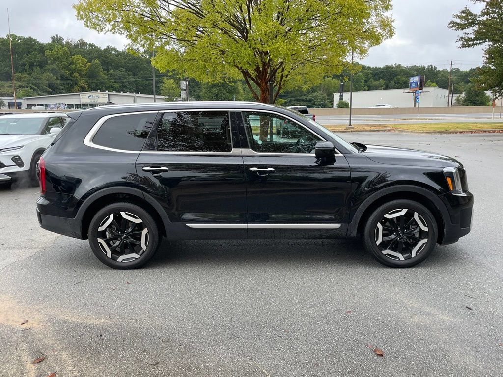 Used 2025 Kia Telluride S AWD/4WD image 9
