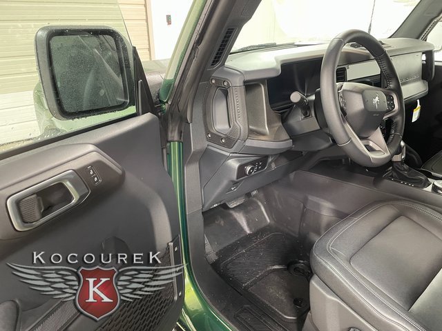 New 2025 Ford Bronco Badlands image 10