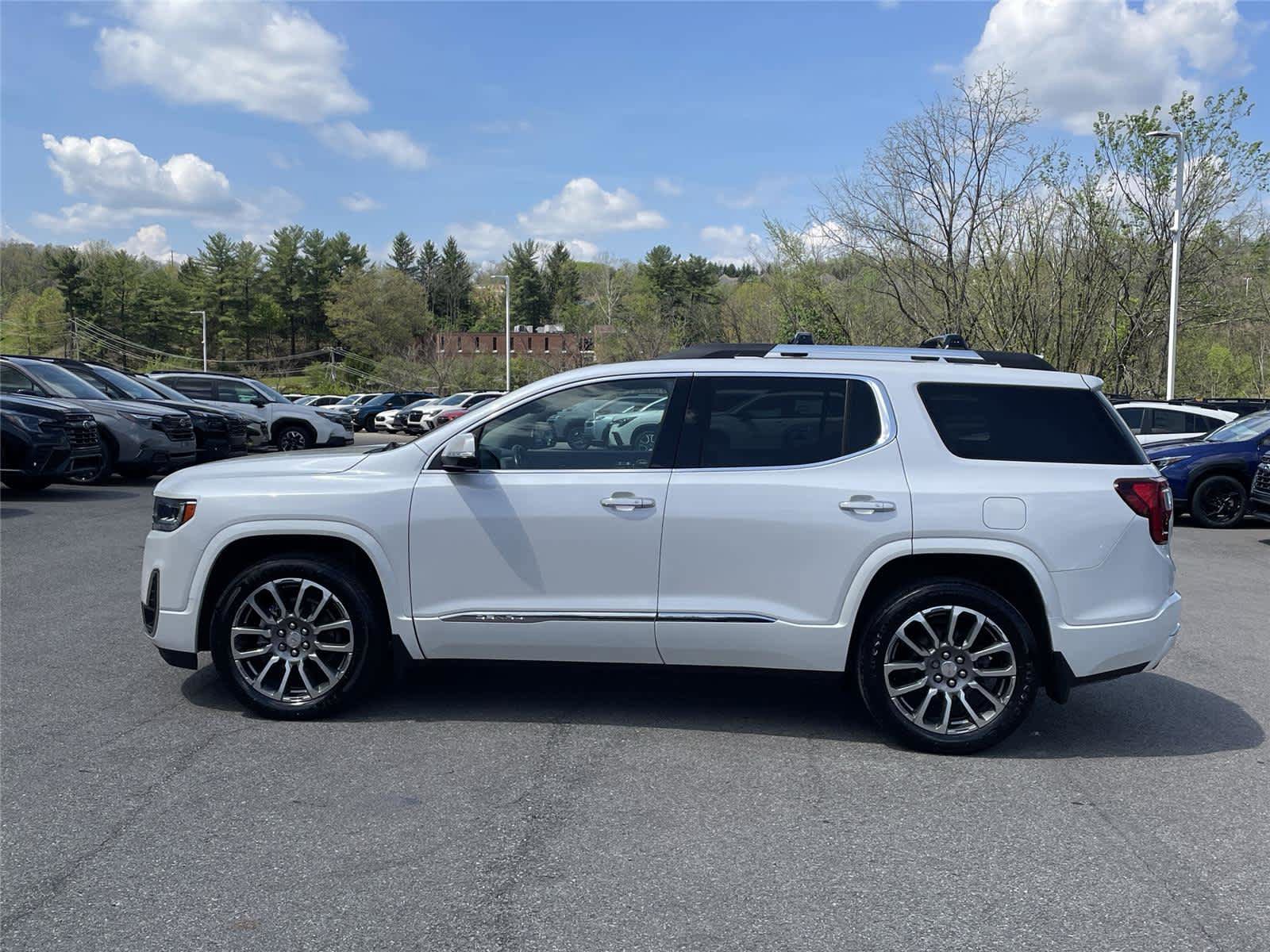 Used 2021 GMC Acadia Denali w/ GMC Pro Grade Package AWD/4WD image 2