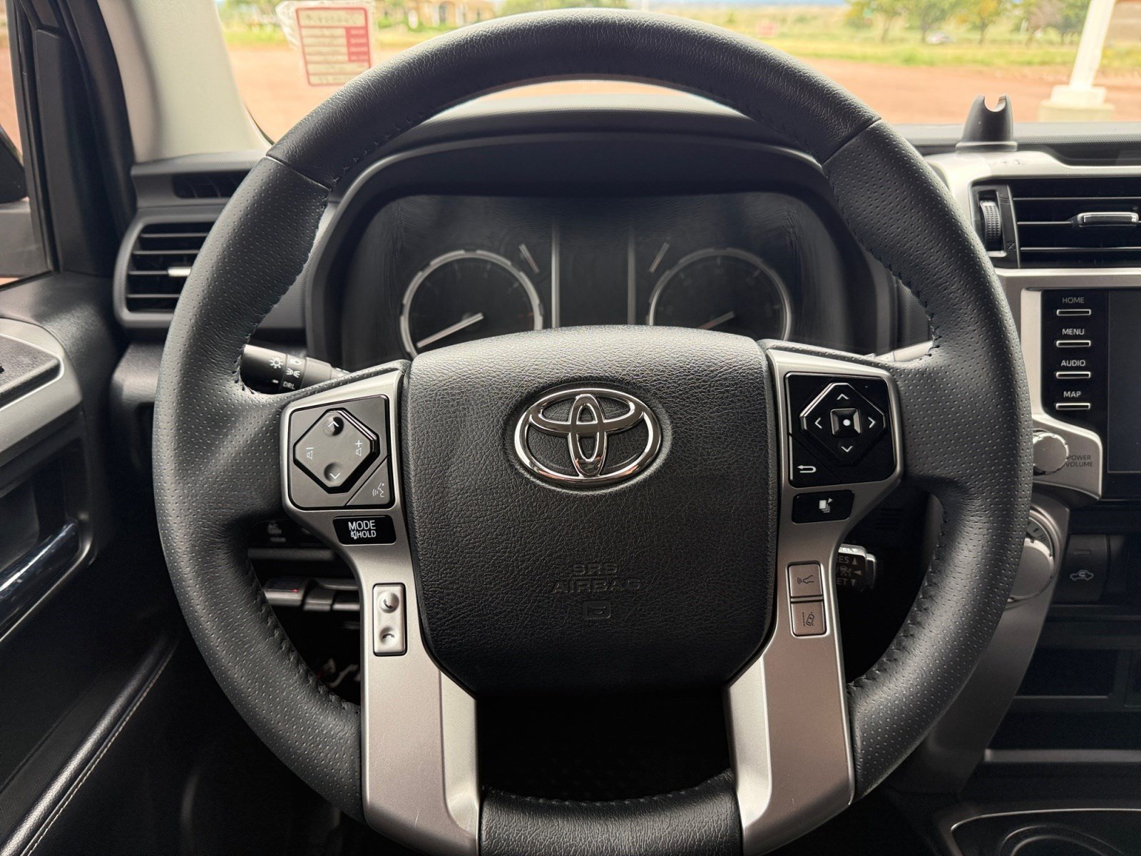 Used 2022 Toyota 4Runner TRD Sport w/ Technology Package AWD/4WD image 11