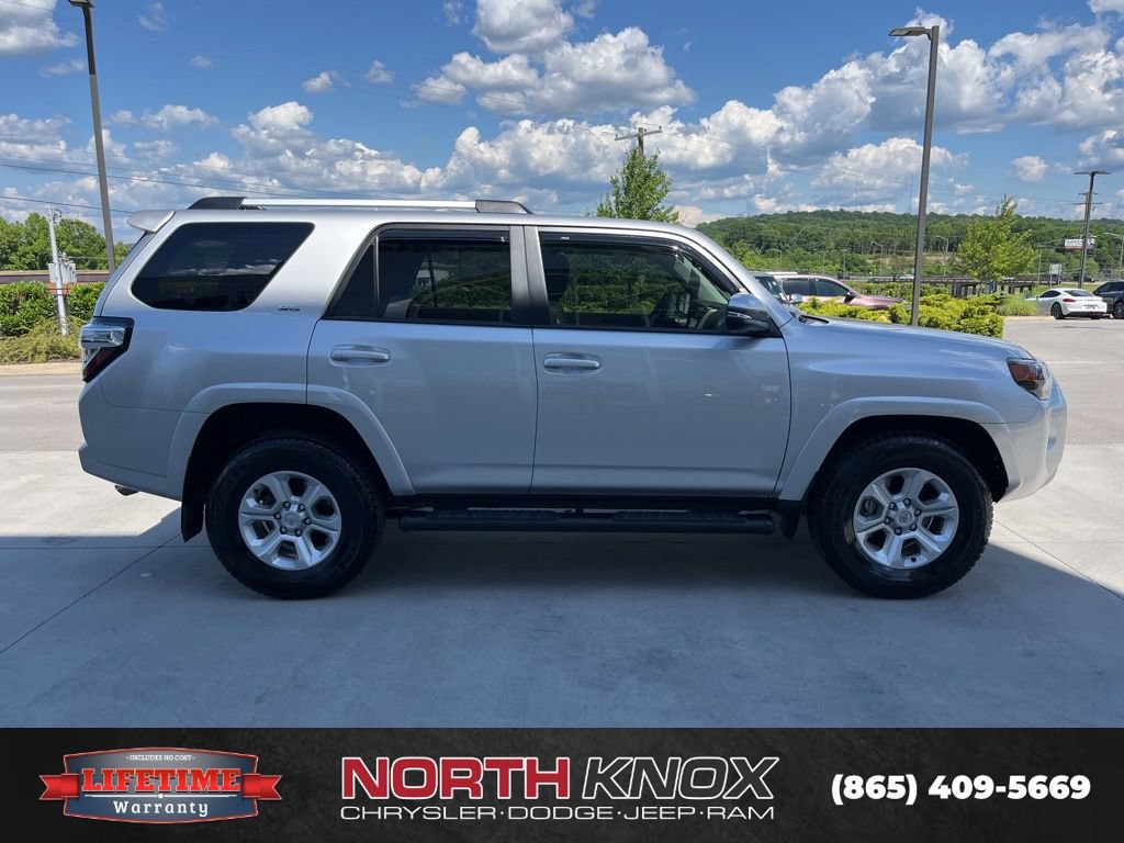 Used 2022 Toyota 4Runner SR5 Premium RWD image 20