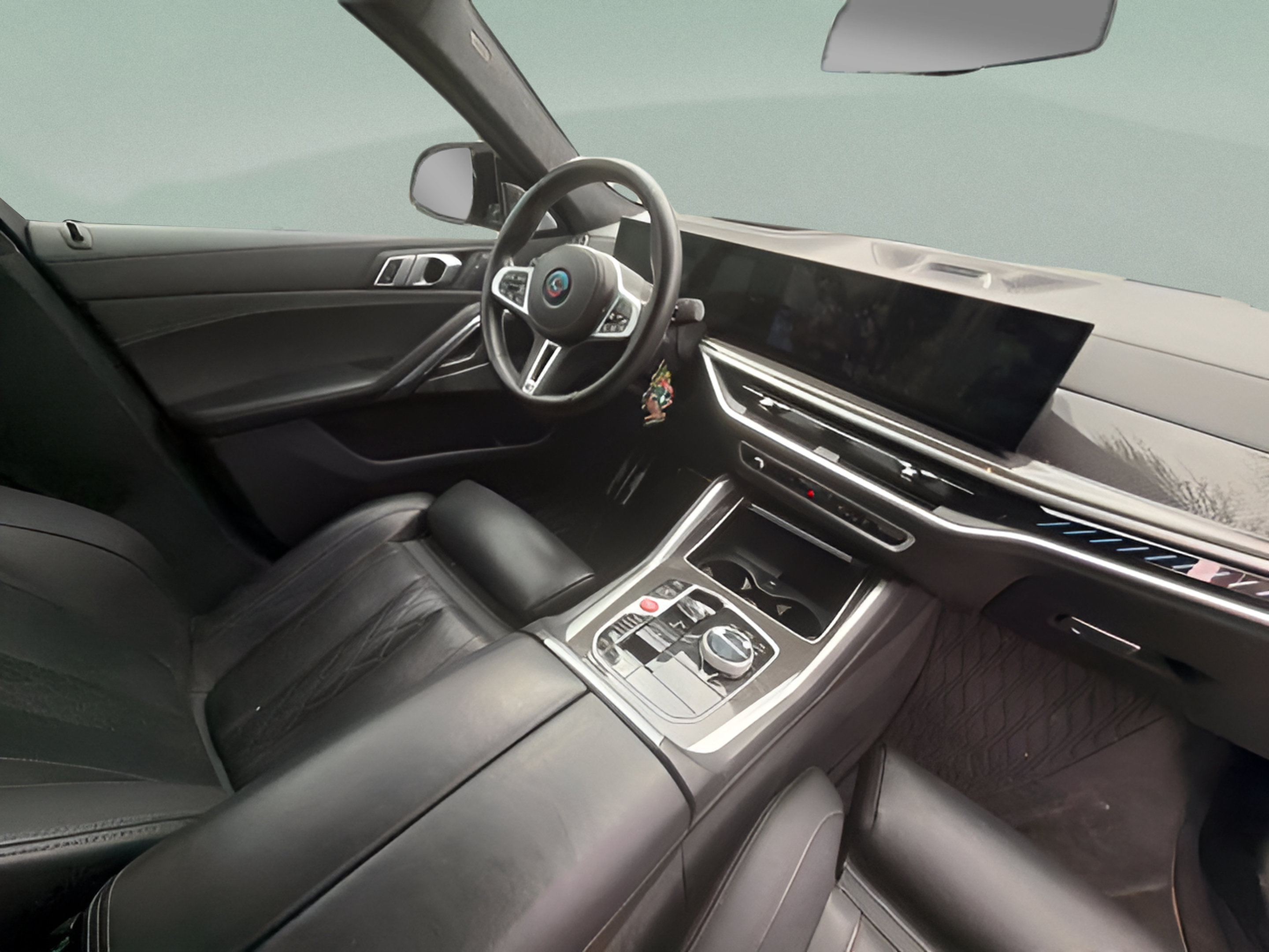 Used 2024 BMW X6 M60i AWD/4WD image 6