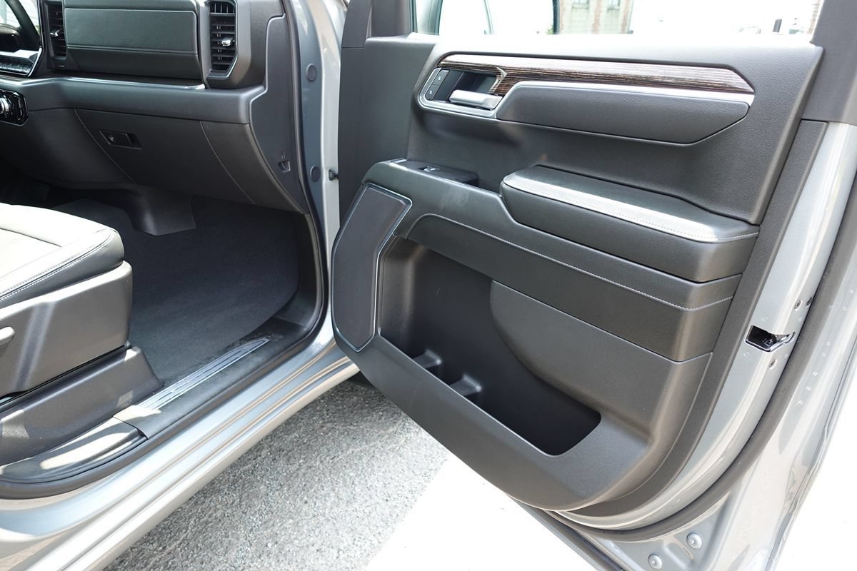 Used 2025 GMC Sierra 1500 Elevation AWD/4WD image 34