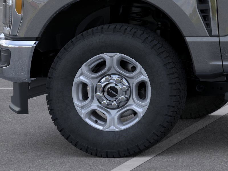 New 2026 Ford F250 XLT w/ FX4 Off-Road Package image 19