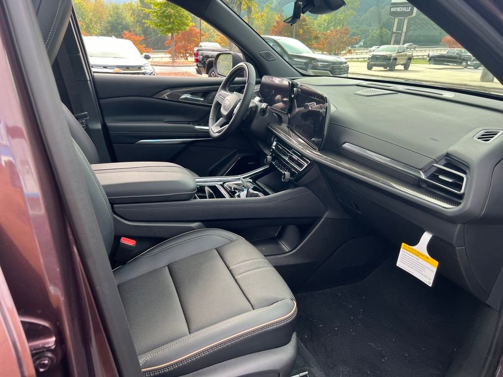 New 2026 Chevrolet Traverse High Country w/ LPO, Floor Liner Package image 17