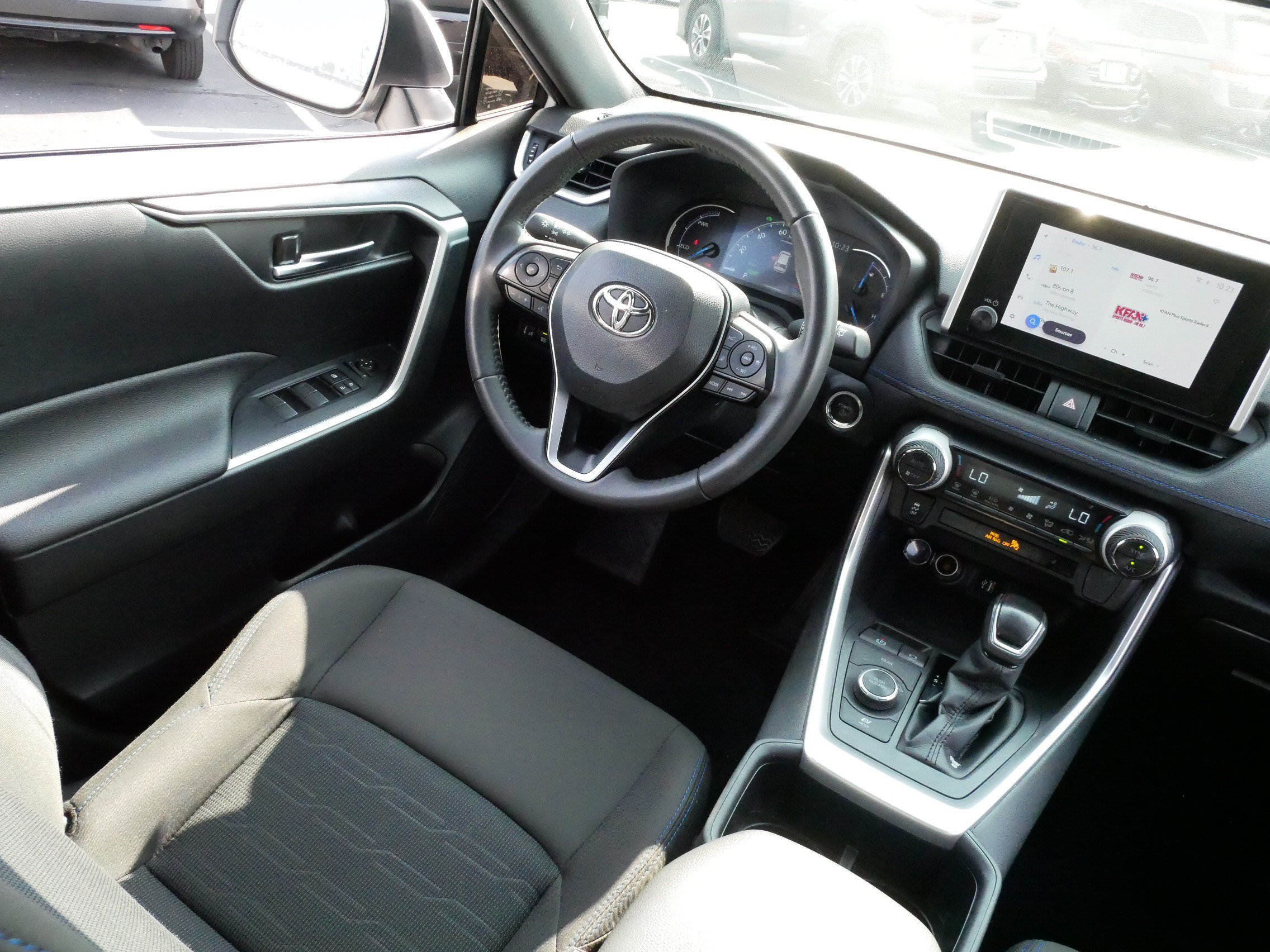 Certified 2024 Toyota RAV4 SE AWD/4WD image 9