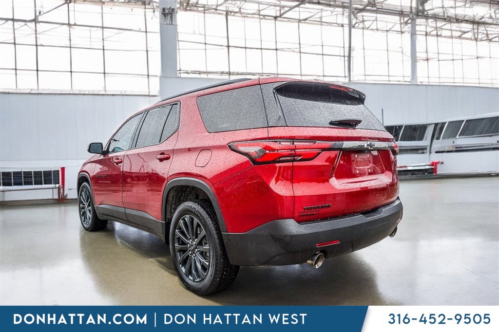 Used 2023 Chevrolet Traverse RS w/ LPO, Floor Liner Package image 32