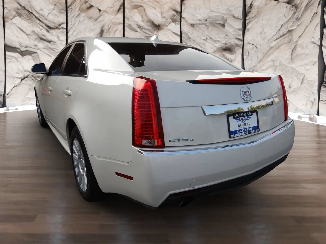 Used 2013 Cadillac CTS Luxury AWD/4WD image 11