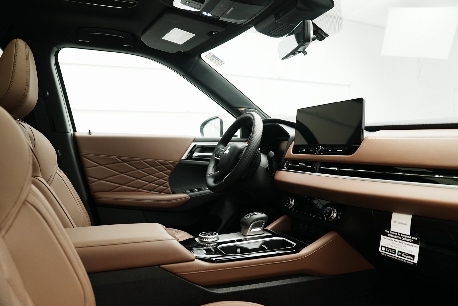 New 2025 Mitsubishi Outlander SEL image 36