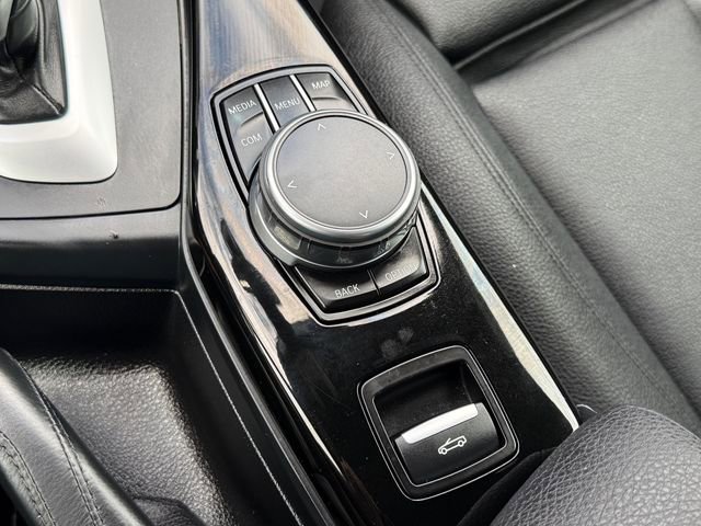 Used 2018 BMW 230i Convertible RWD image 28