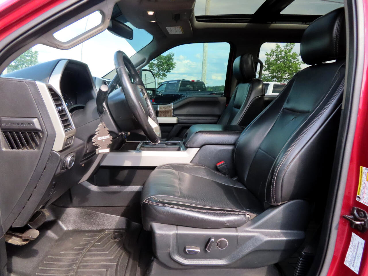 Used 2019 Ford F250 Lariat w/ Lariat Value Package image 24