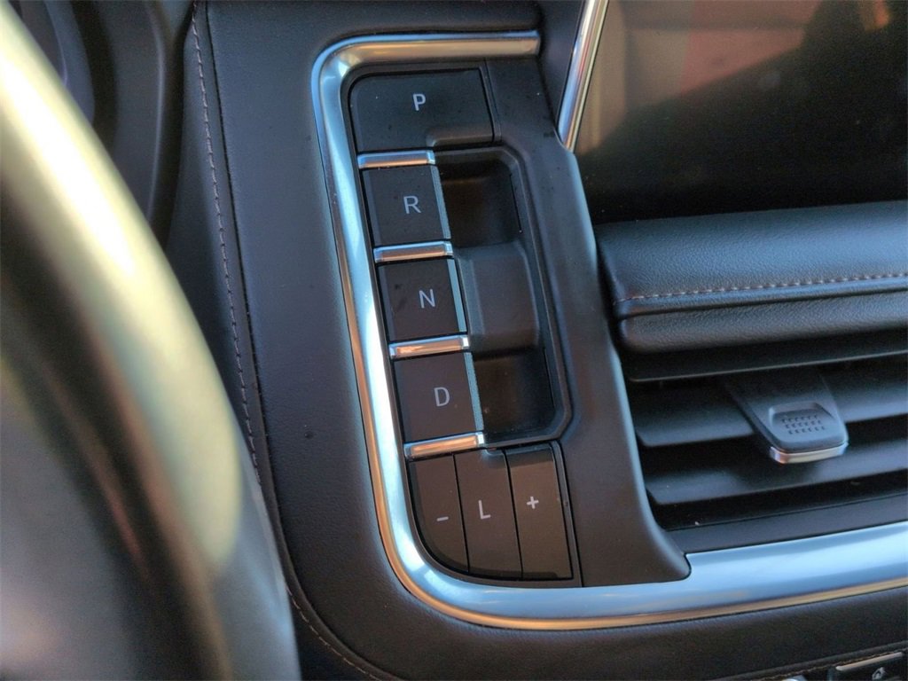 Used 2023 Chevrolet Tahoe High Country image 14