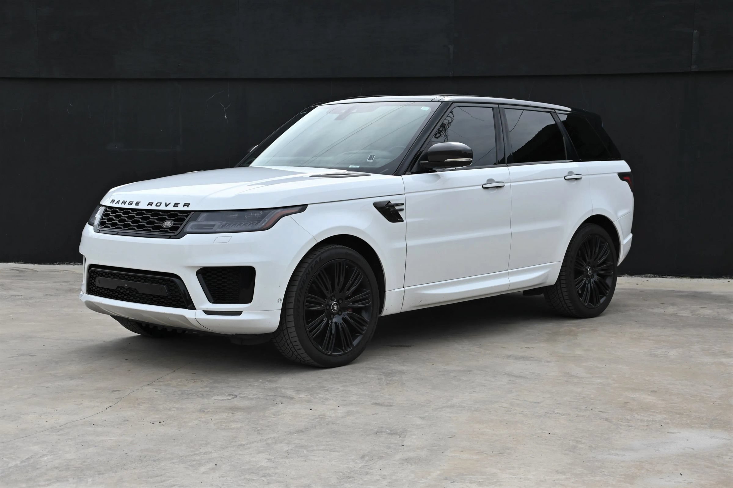 Used 2019 Land Rover Range Rover Sport HSE Dynamic AWD/4WD image 3