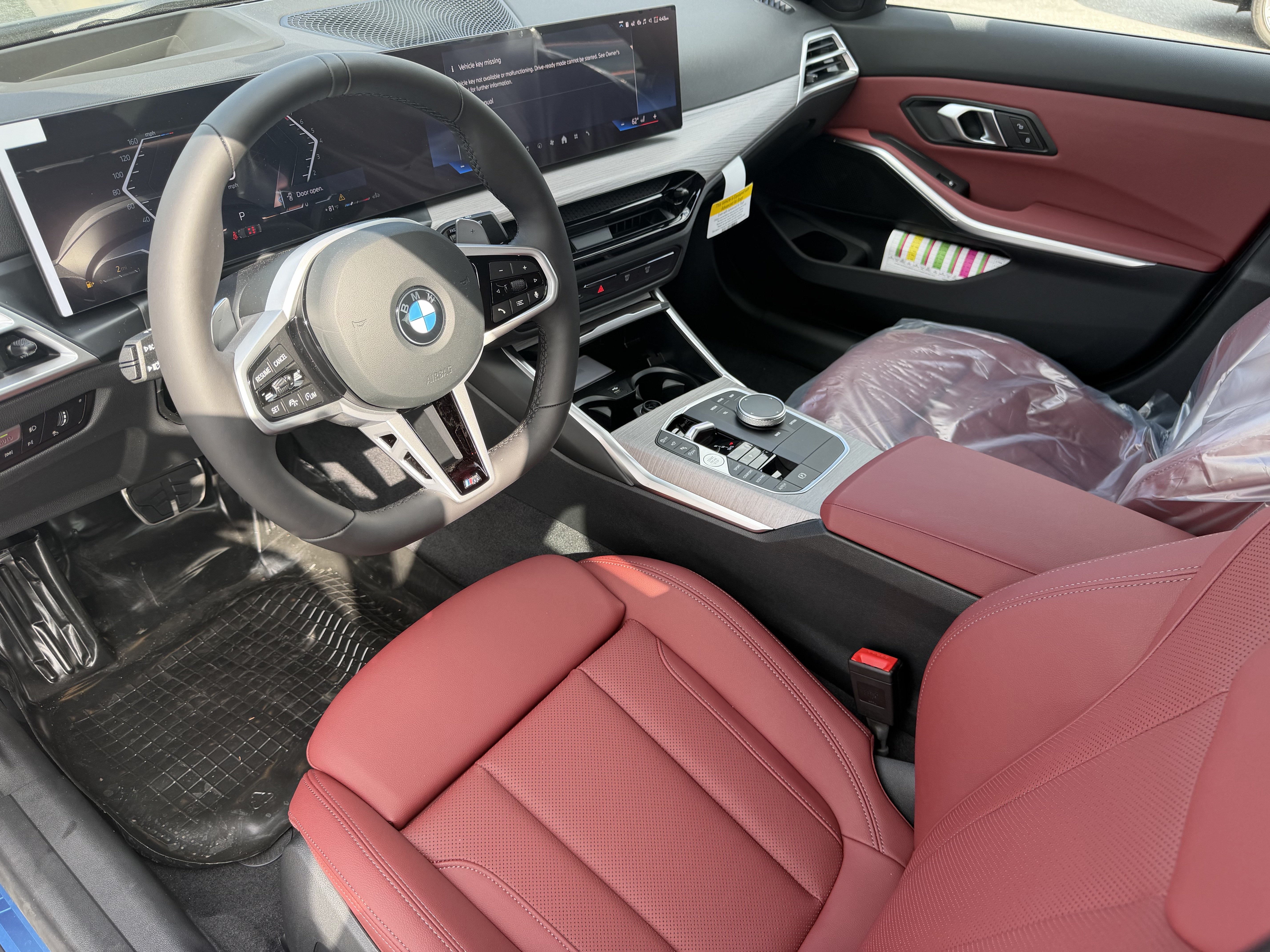 Used 2026 BMW 330i xDrive Sedan w/ M Sport Package AWD/4WD image 11