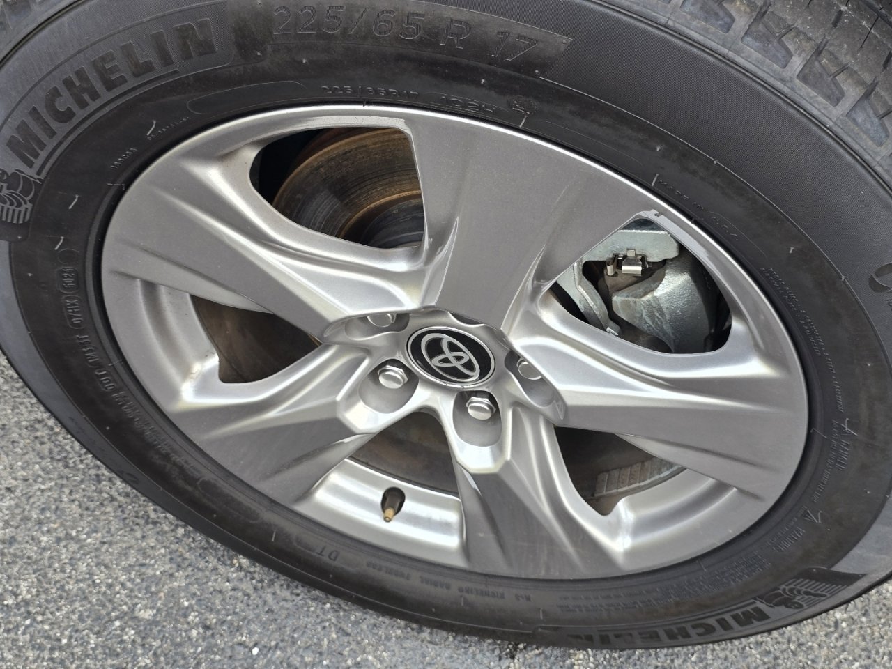 Certified 2025 Toyota RAV4 XLE image 11