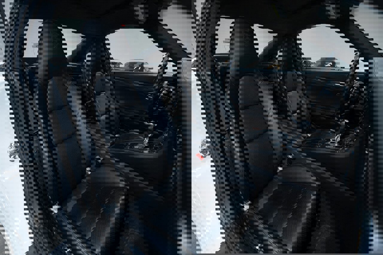 Used 2017 Porsche 911 Turbo S image 31