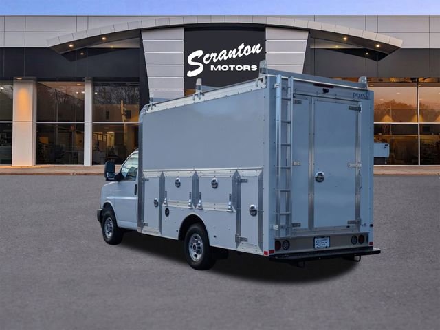 New 2024 GMC Savana 3500 w/ Power Convenience Package RWD image 3