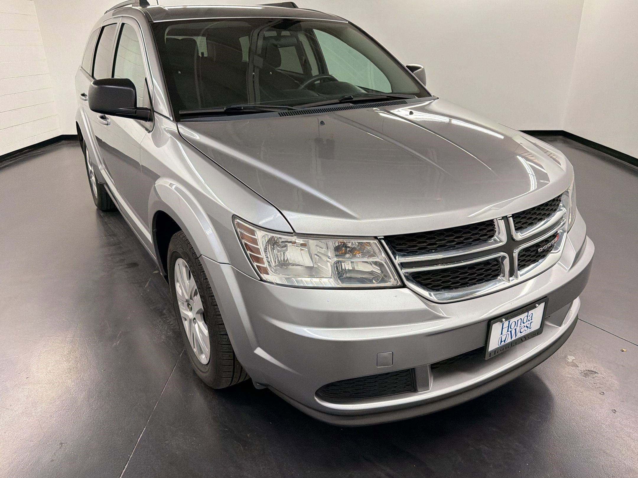 Used 2016 Dodge Journey SE w/ Flexible Seating Group image 7