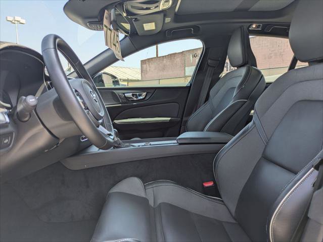 Used 2021 Volvo S60 T6 R-Design w/ Advanced Package AWD/4WD image 20