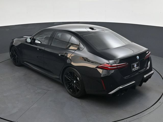 Used 2026 BMW M5 w/ Executive Package AWD/4WD image 30