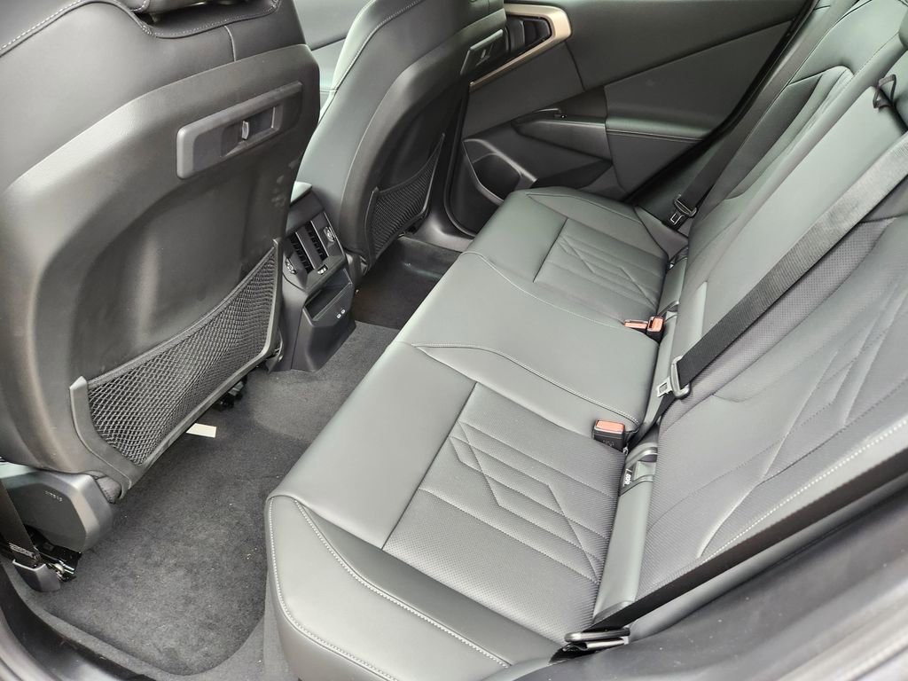 Certified 2025 BMW X3 xDrive30i w/ Premium Package image 28