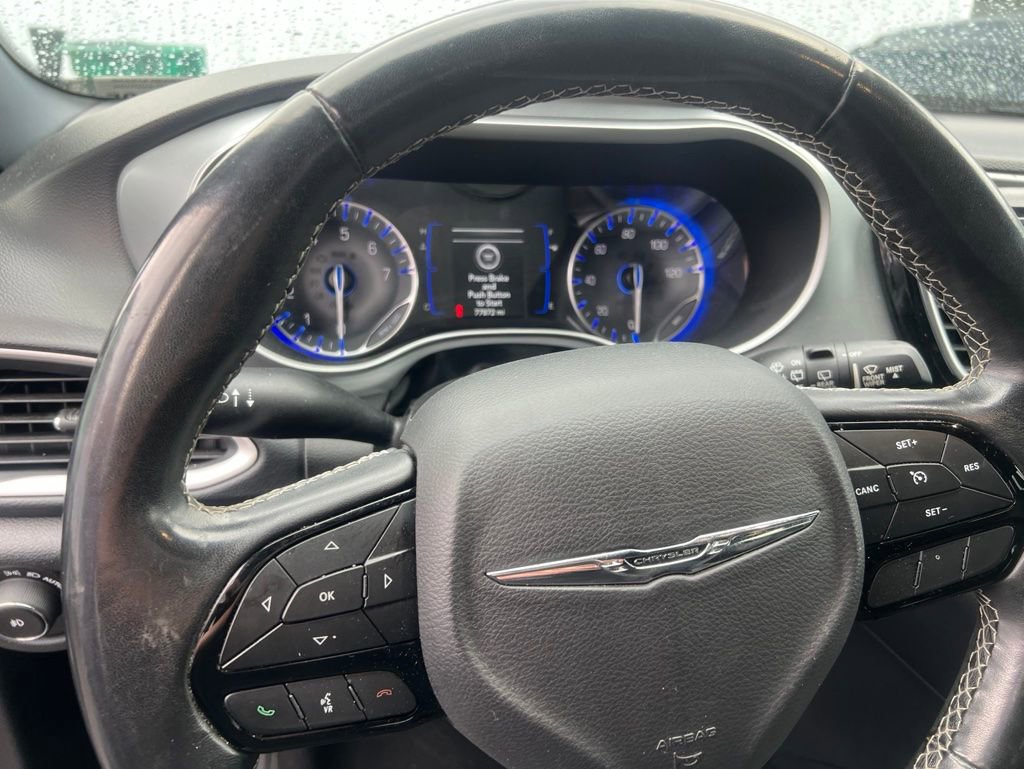 Used 2020 Chrysler Pacifica Touring w/ S Appearance Package FWD image 9