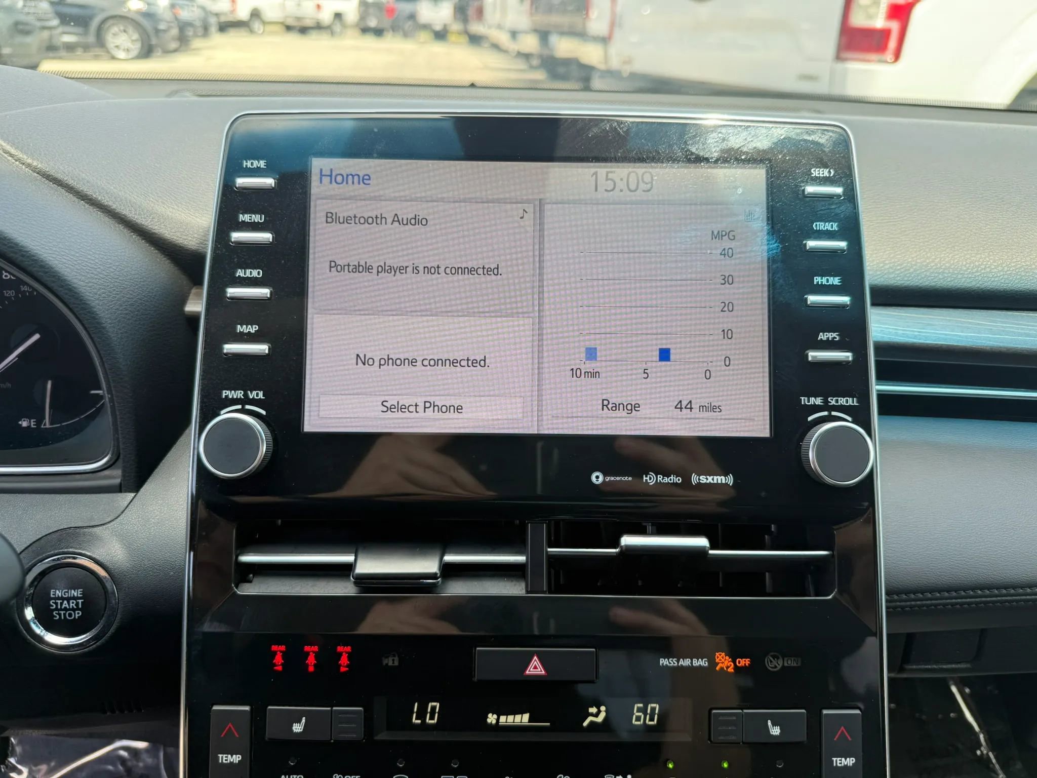 Used 2022 Toyota Avalon XLE FWD image 18