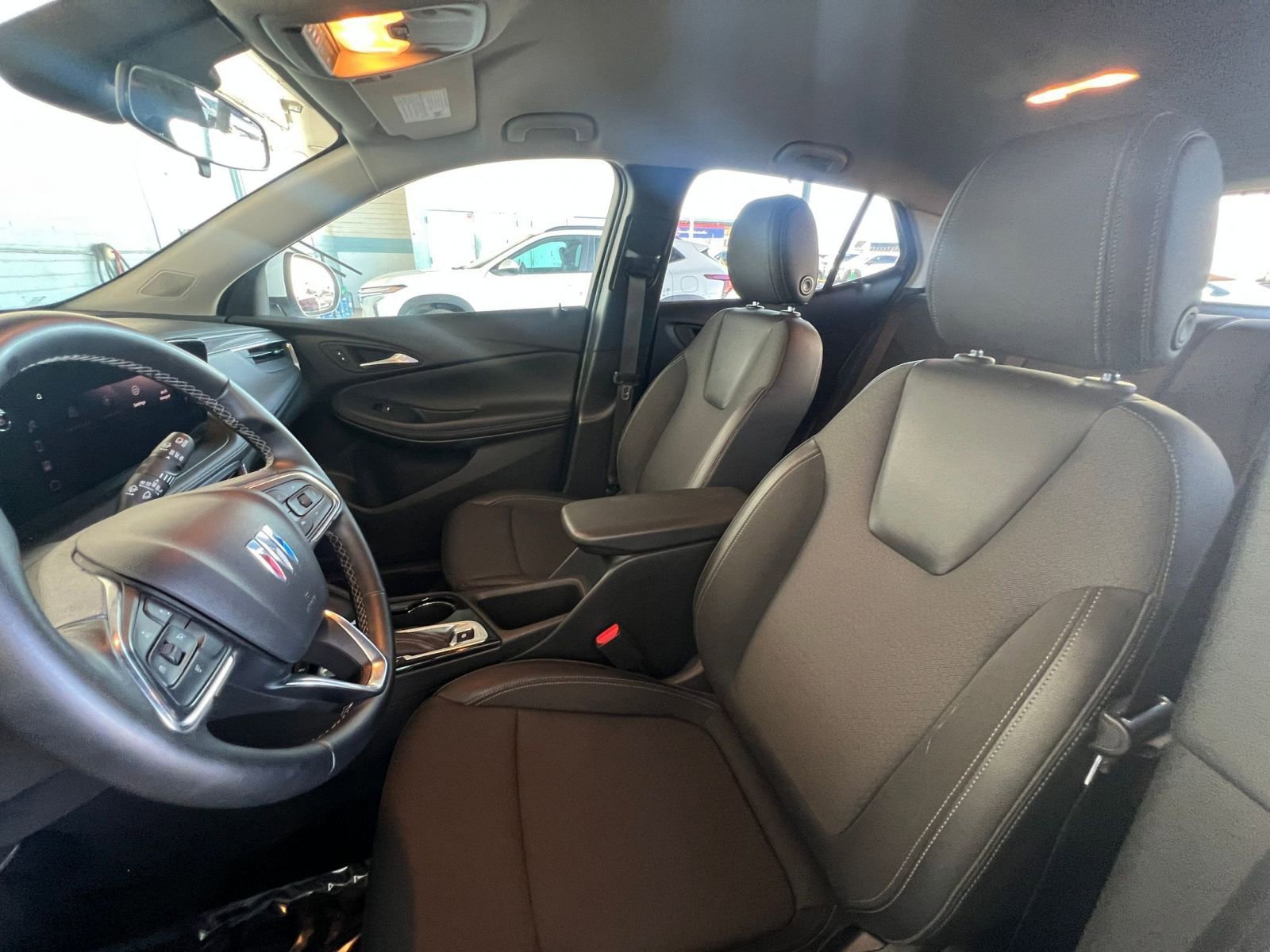 Used 2025 Buick Encore GX Preferred FWD image 36