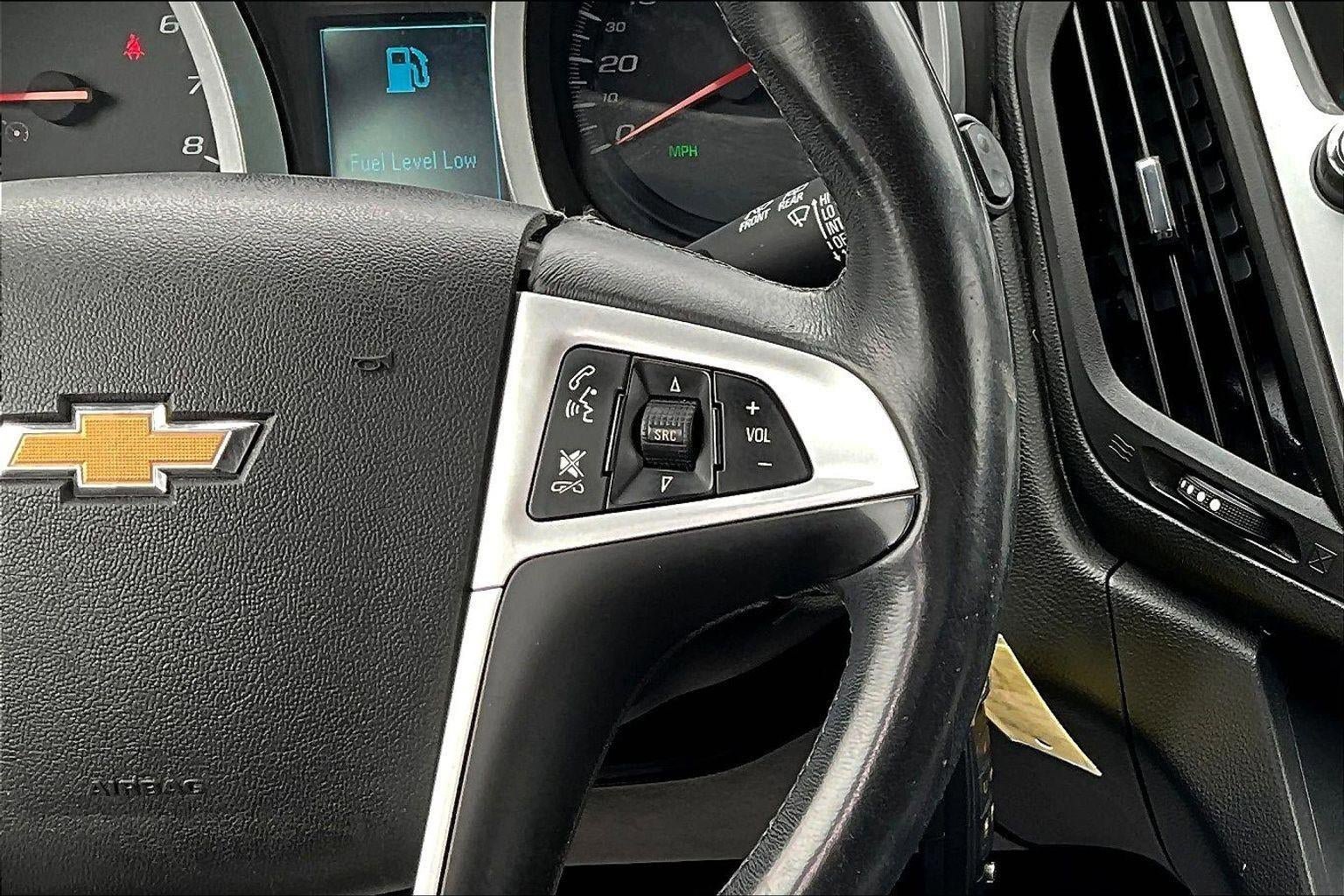 Used 2017 Chevrolet Equinox Premier w/ Enhanced Convenience Package AWD/4WD image 18