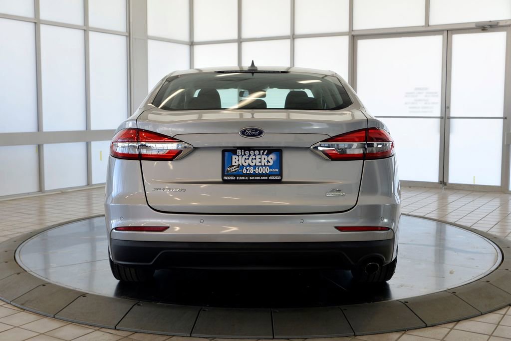 Used 2020 Ford Fusion SE image 7
