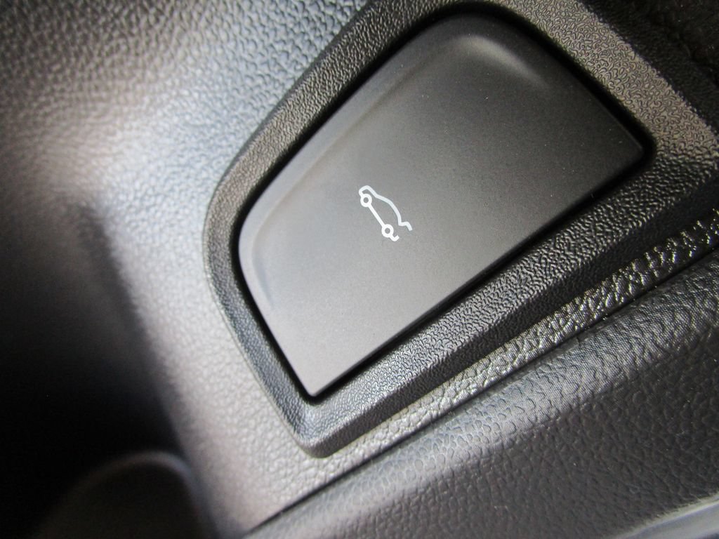 New 2027 GMC Terrain Elevation w/ Elevation Premium Package FWD image 29