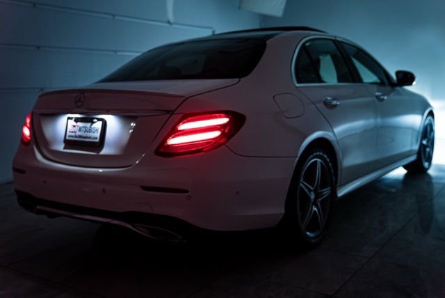 Used 2017 Mercedes-Benz E 300 4MATIC image 41