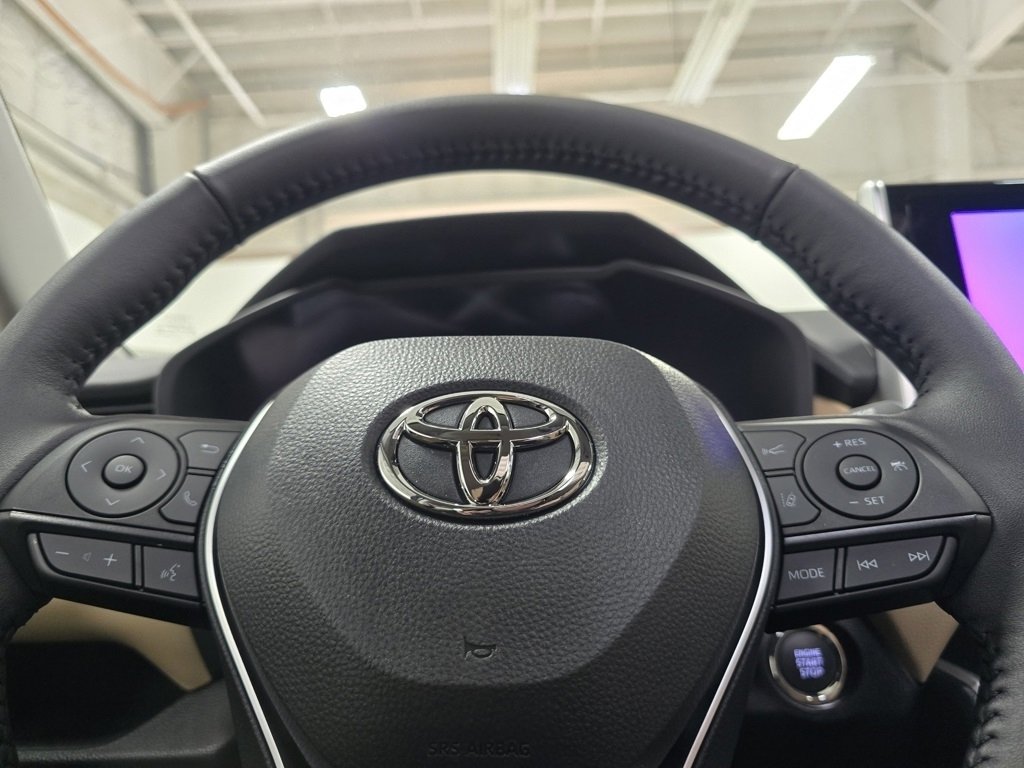 New 2025 Toyota RAV4 XLE image 27