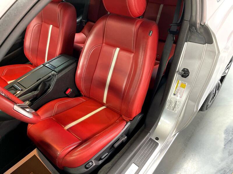 Used 2013 Ford Mustang GT Premium image 23